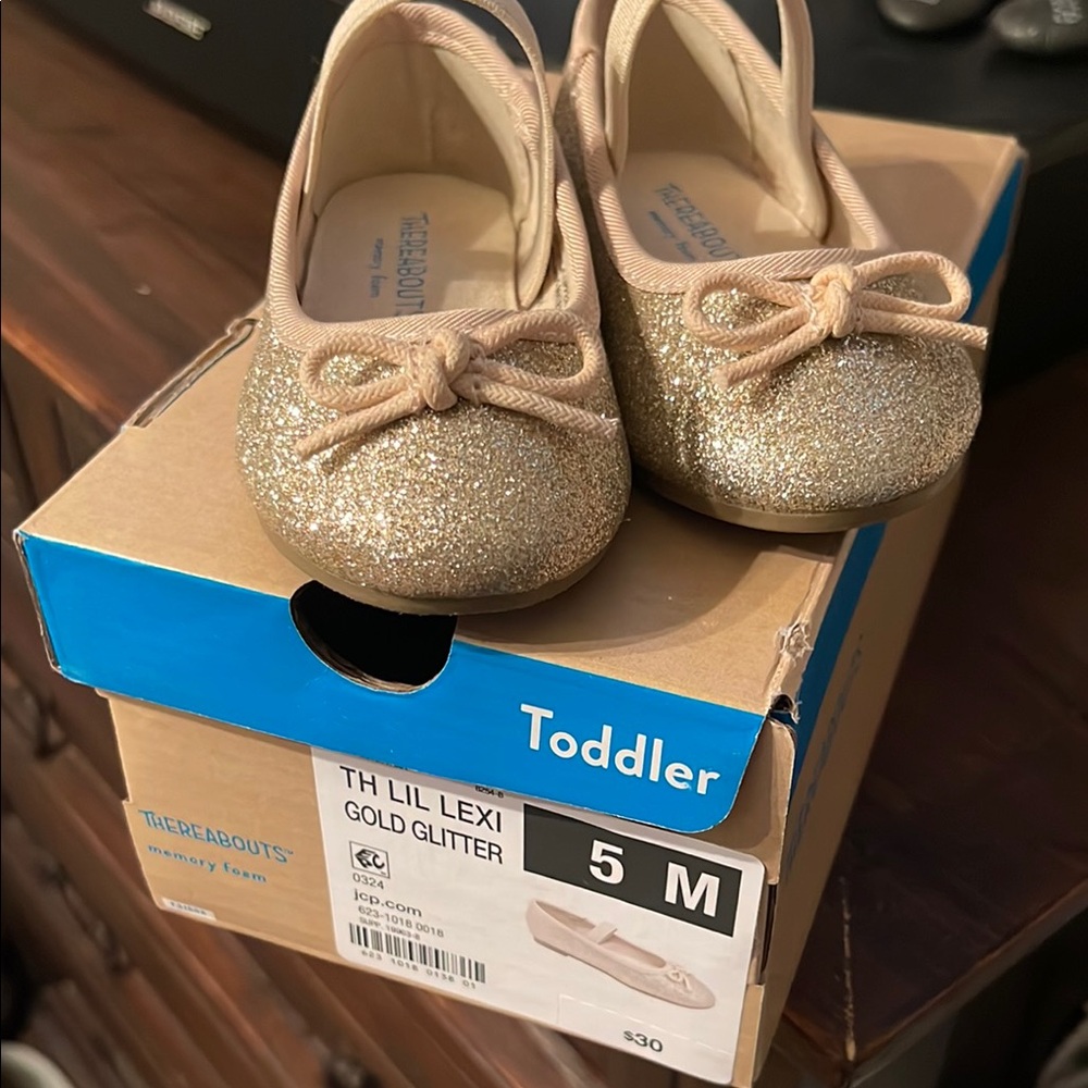 Toddler Gold Dress Shoes with Elegant glitter Finish